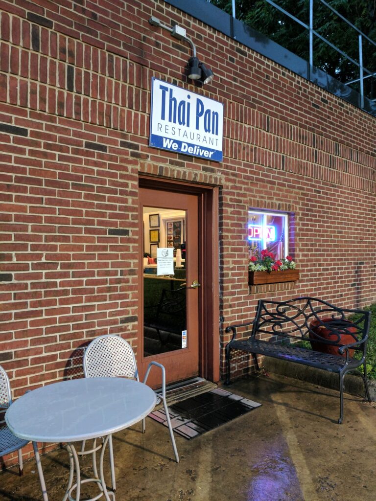 Burglary Reported at Thai Pan on Harrison Street in Leesburg
