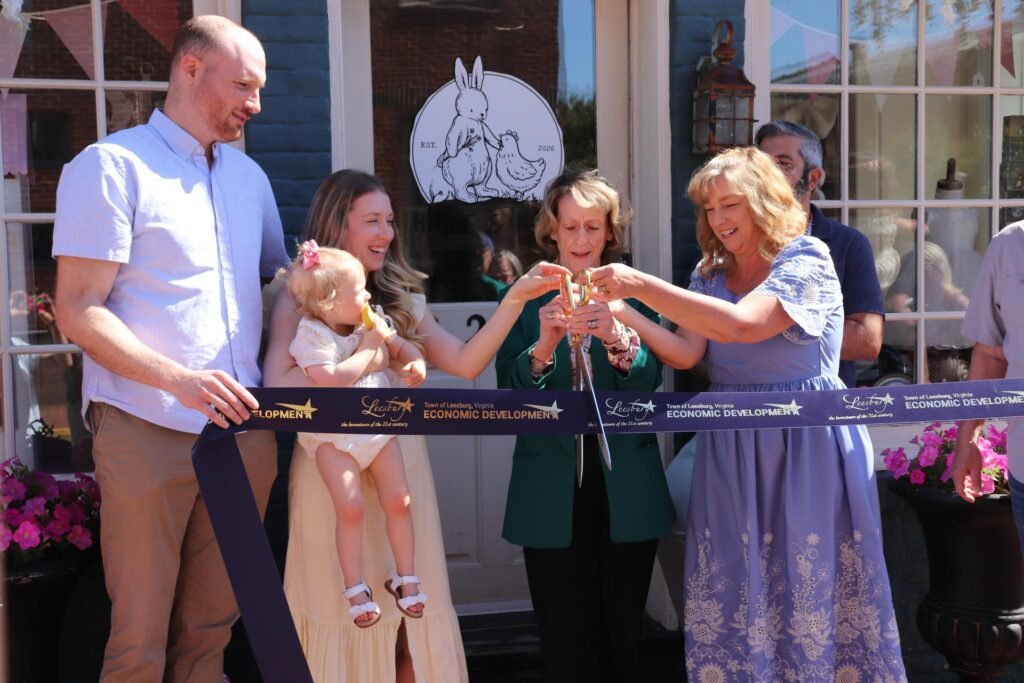 Hare and Hen Opens Children’s Boutique in Historic Downtown Leesburg